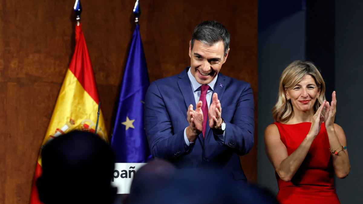 Acto institucional del Gobierno relacionado con la eliminación de recortes en el subsidio por desempleo