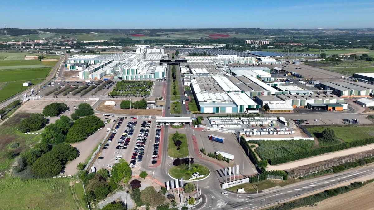 Vista aérea de la fábrica de Renault en Valladolid, donde se buscan carretilleros para nuevas contrataciones