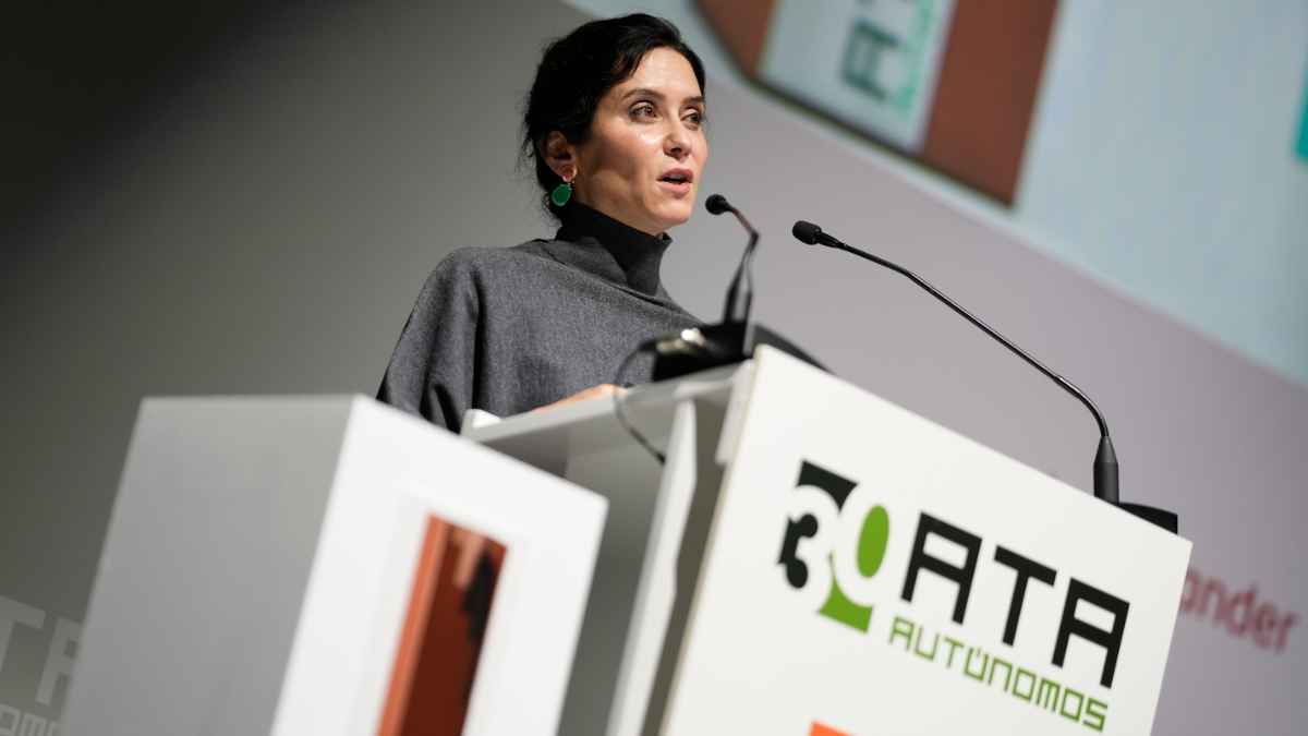 Isabel Díaz Ayuso durante un acto sobre ayudas para nuevos autónomos en la Comunidad de Madrid