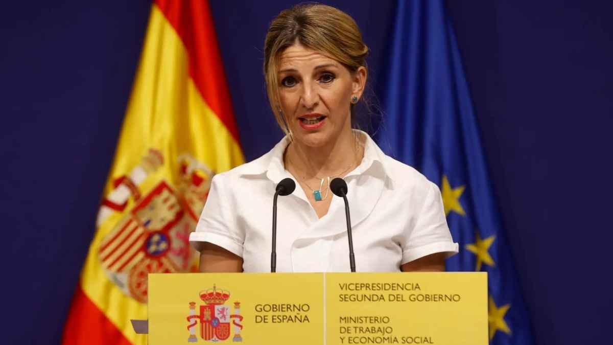 Vicepresidenta segunda y ministra de Trabajo durante una comparecencia sobre derechos laborales y formación profesional