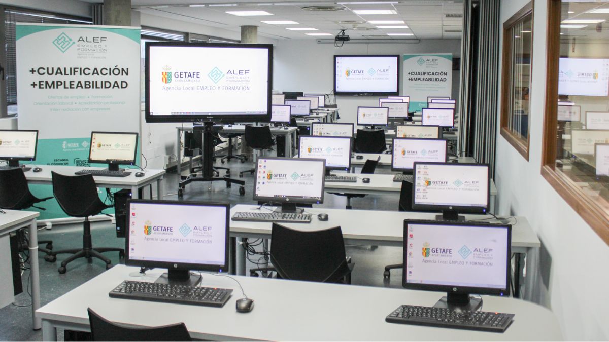Aula informática de la Agencia Local de Empleo y Formación de Getafe para los cursos con Certificados Profesionales