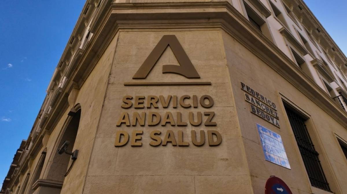 Servicio Andaluz de Salud sede bolsa de empleo 44 especialidades mayo
