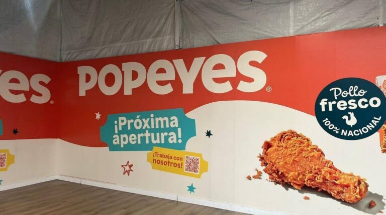 Nueva apertura de Popeyes en A Coruña con oferta de empleo para 30 trabajadores sin experiencia y contrato indefinido