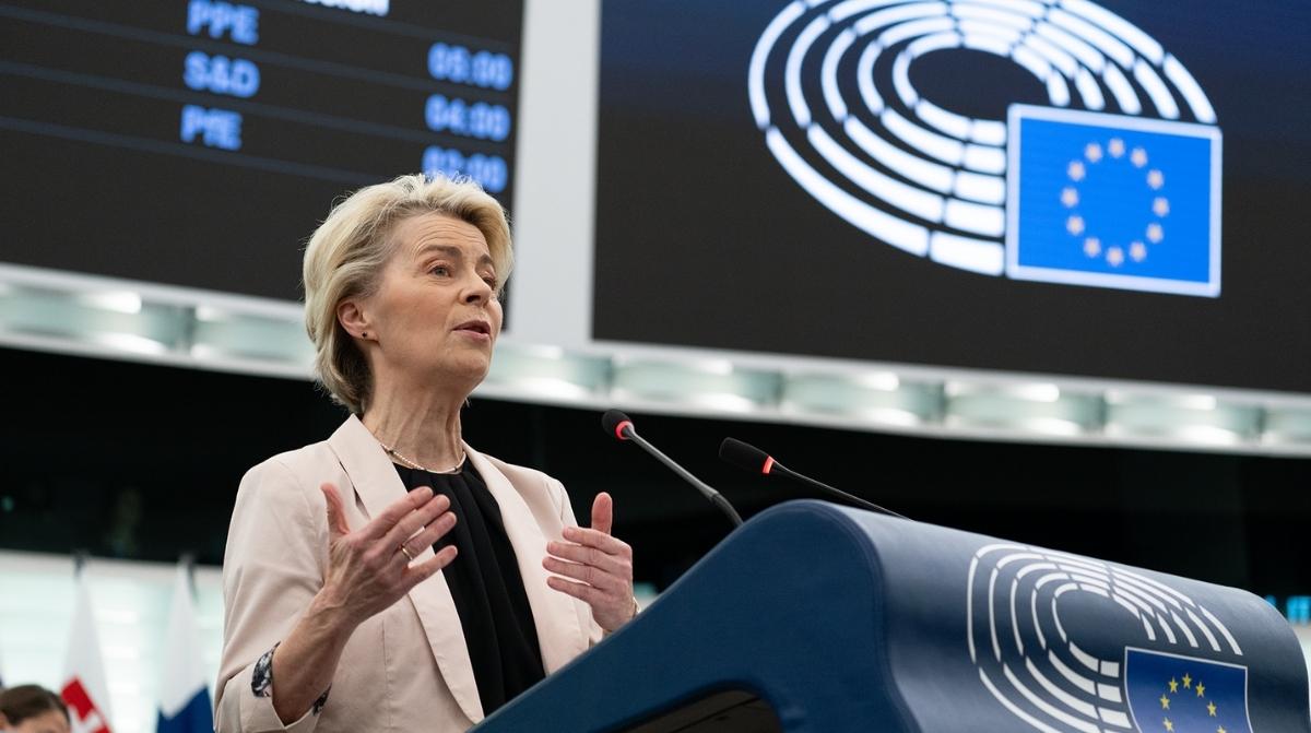 Presidenta de la Comisión Europea anuncia la ampliación del paro para trabajadores que busquen empleo en otro país de la UE