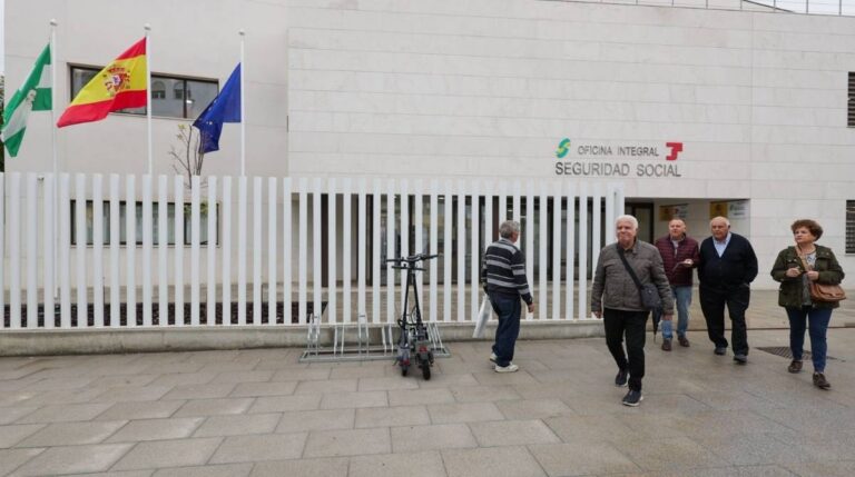 Entrada de una oficina de la Seguridad Social
