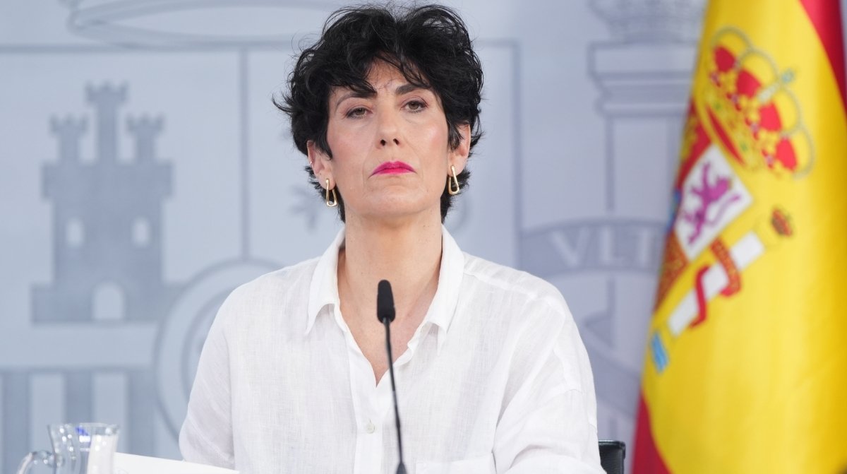 Representante de la Seguridad Social durante una comparecencia sobre los requisitos para acceder a la incapacidad permanente.