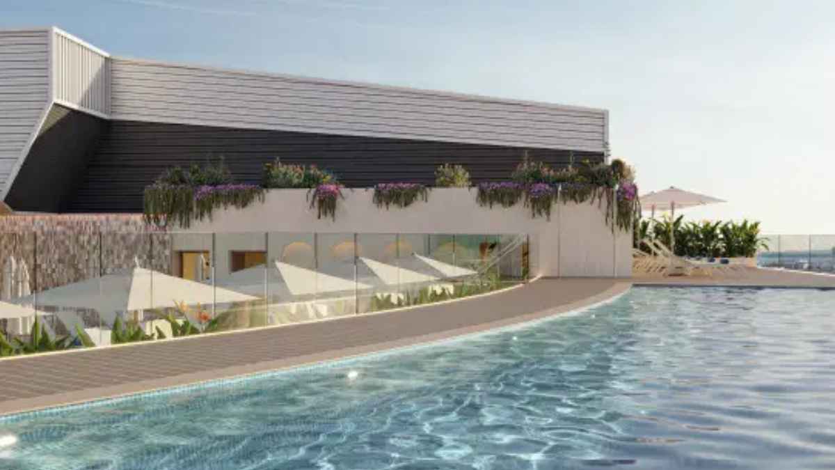Recreación del Gran Hotel Luna de Cádiz con la piscina exterior antes de su apertura