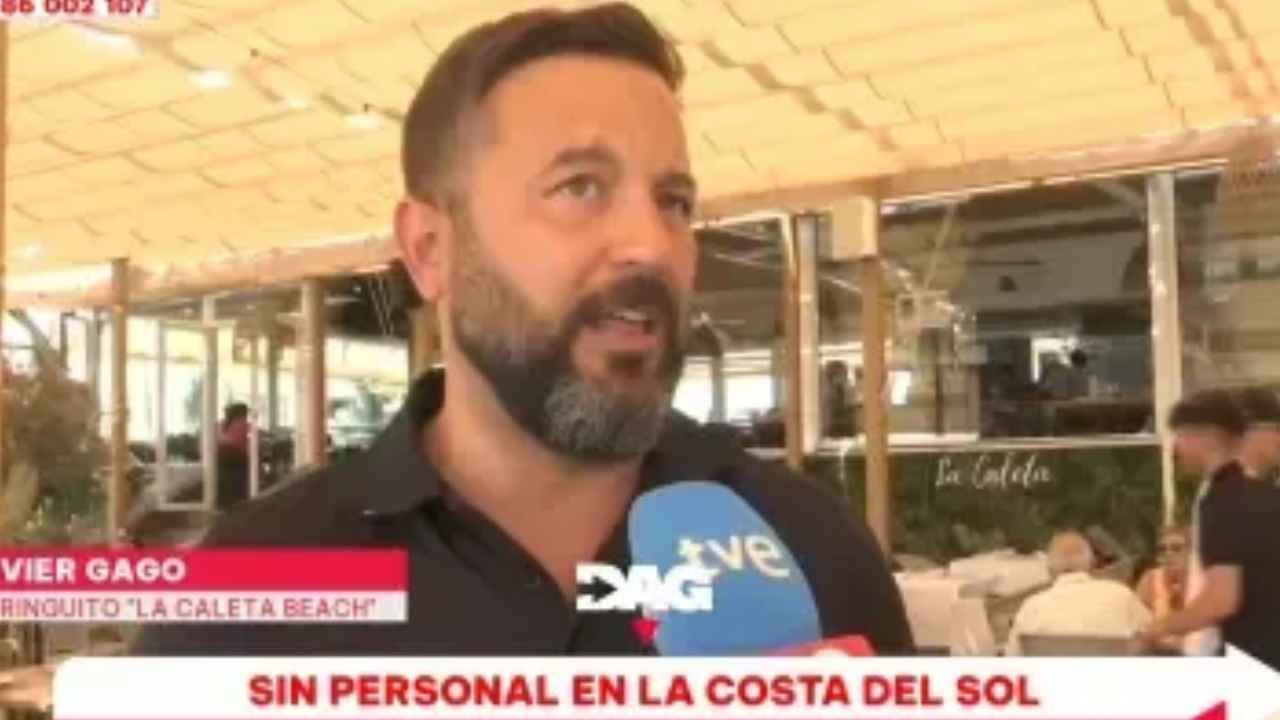 Javier Gago, hostelero, paga hasta 3.500 euros y cede tres viviendas para encontrar trabajadores en la Costa del Sol