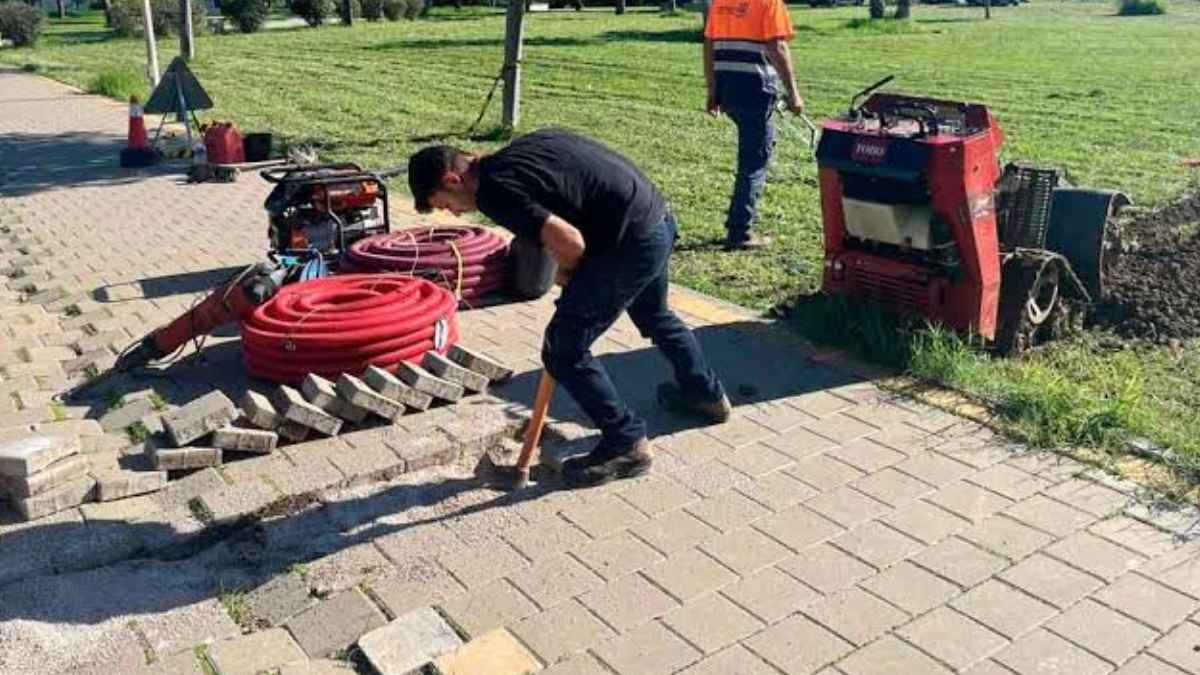 Sevilla ofrece 81 empleos fijos de peón con certificado de escolaridad y plazo hasta el 11 de septiembre