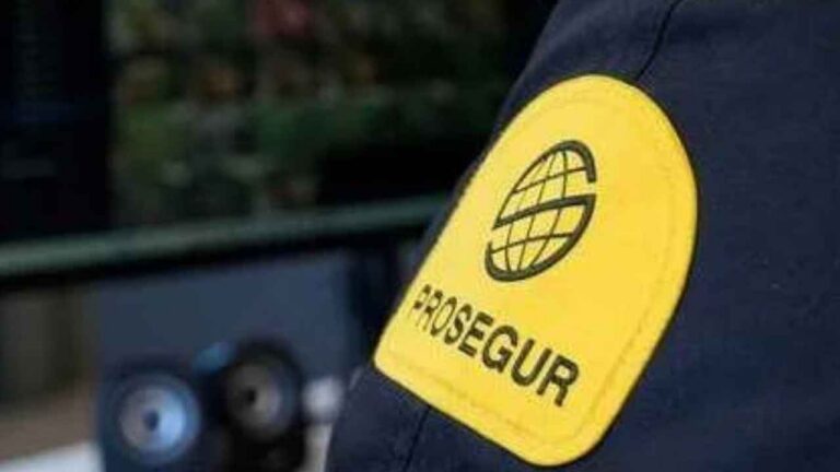 Vigilante de Prosegur durante su jornada de trabajo