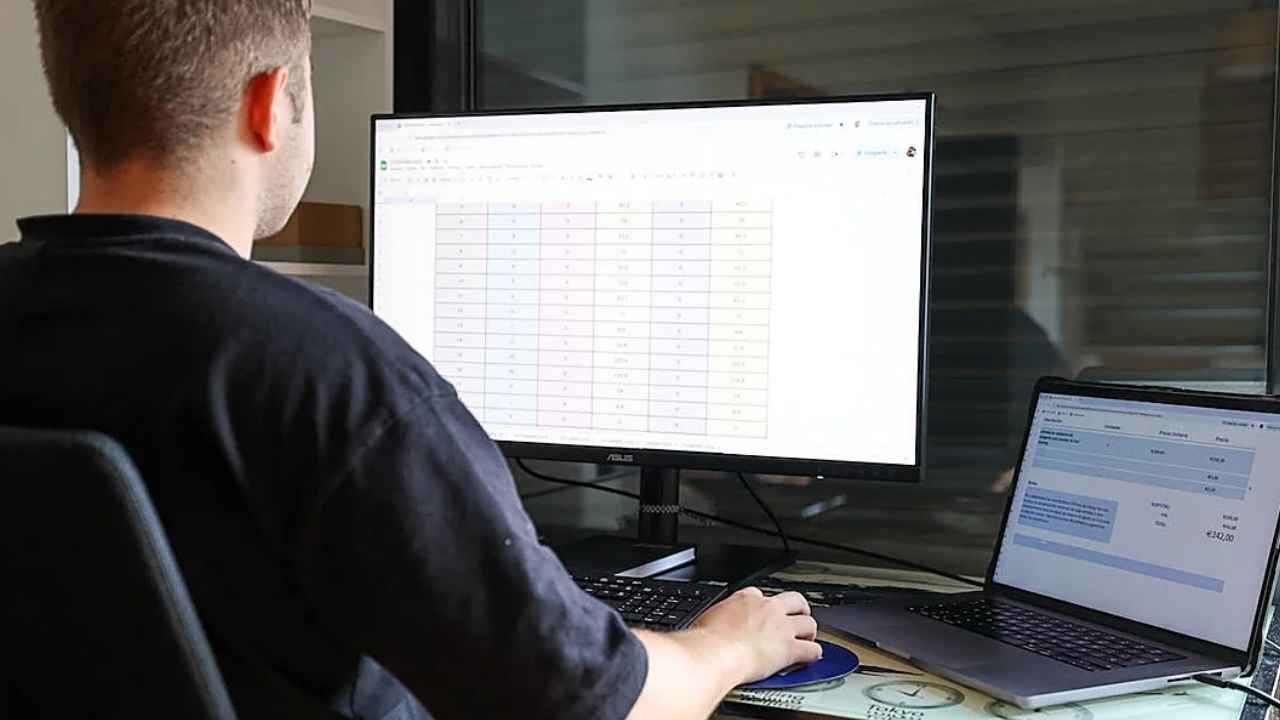 Cuatro de cada diez teletrabajadores buscarían otro empleo si les obligan a volver siempre a la oficina