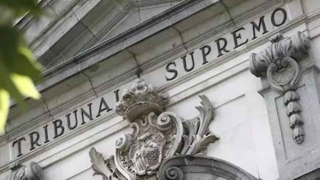 Fachada del Tribunal Supremo, que ha dictado una sentencia sobre la reducción del teletrabajo pactado