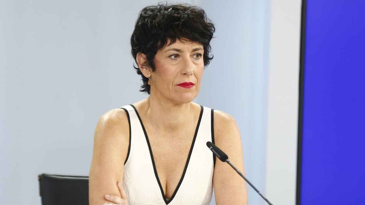 Representante del INSS durante una comparecencia sobre prestaciones de la Seguridad Social