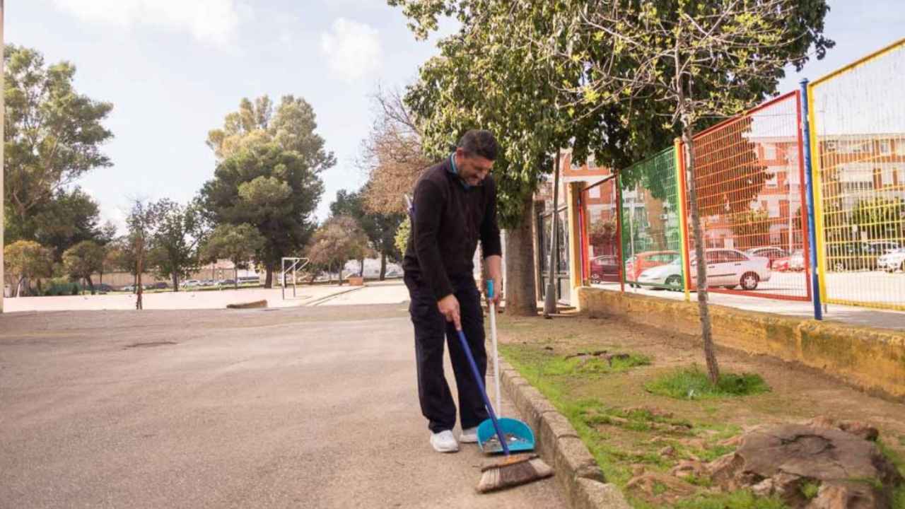 Este ayuntamiento ofrece dos puestos fijos para trabajar como portero de centro: requisitos y cómo inscribirse