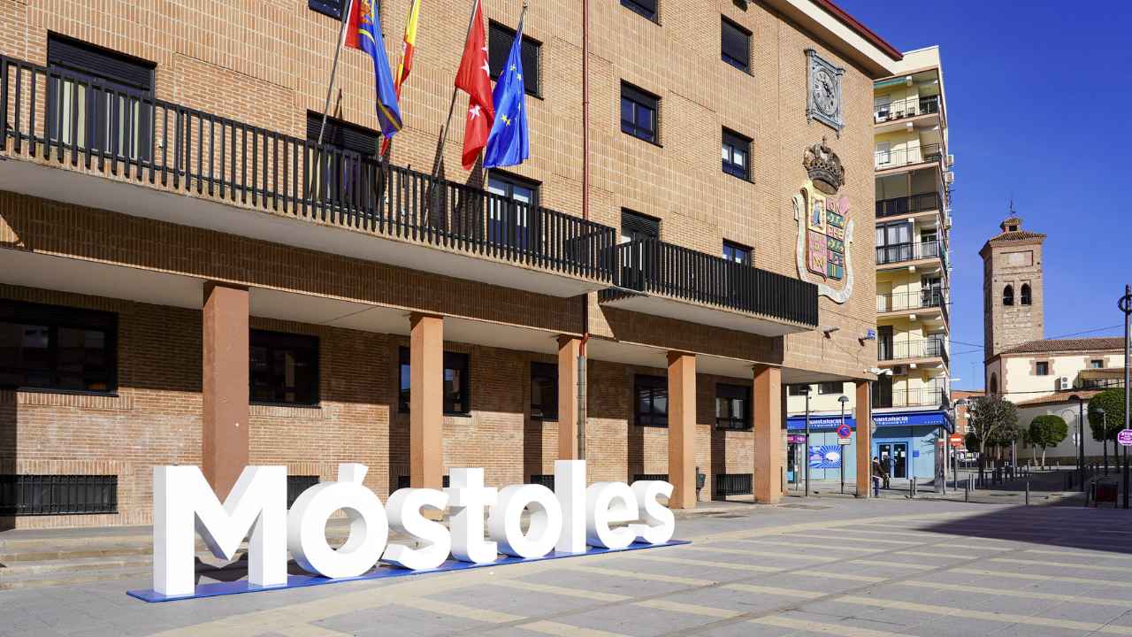 Ayuntamiento de Móstoles, en la Comunidad de Madrid